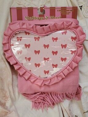 Mellow & Mod 2 Piece Concert / Stadium Purse & Scarf Set Pink Heart / Pink Scarf